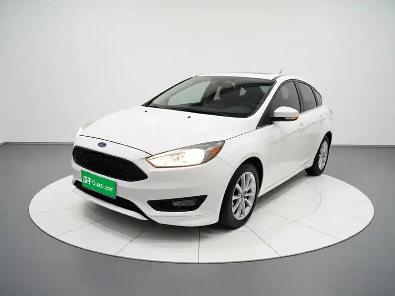 Ford Focus Hatchback Classic EcoBoost 180 Auto Elite