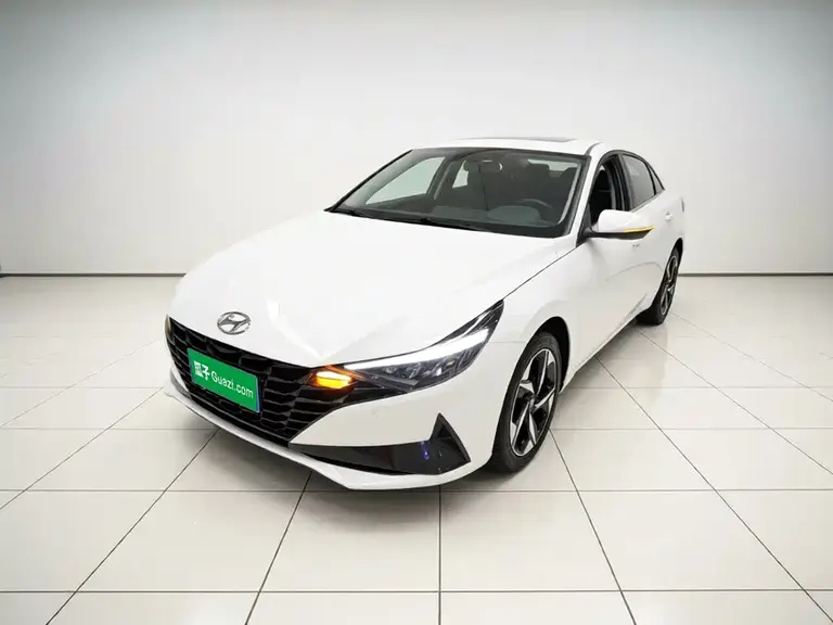 Hyundai Elantra 1.5 L CVT GLX Elite