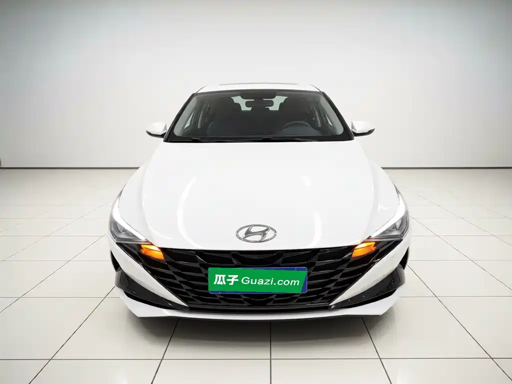 Elantra 1.5 L CVT GLX Elite
