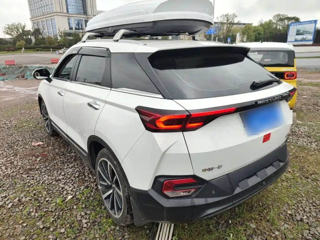 Besturn T77 230 TID Auto Luxury CN-V