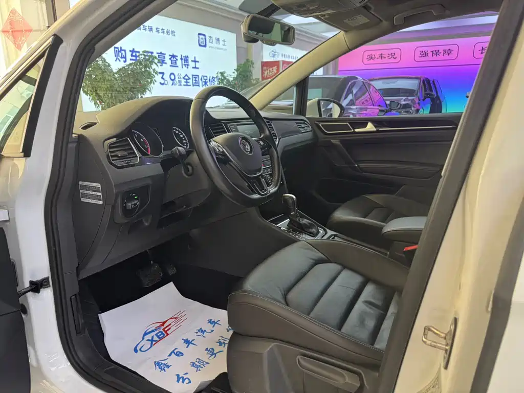 Golf (Import) 高尔夫(进口) 2015款 1.4 TSI Sportsvan