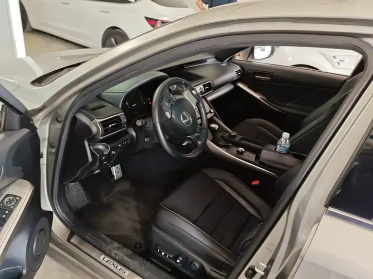 Lexus IS 300 F SPORT