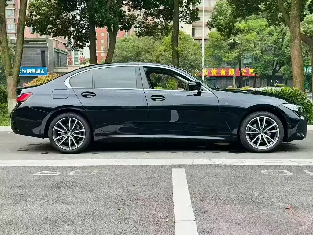 BMW 3 Series 325 Li M Sport Package