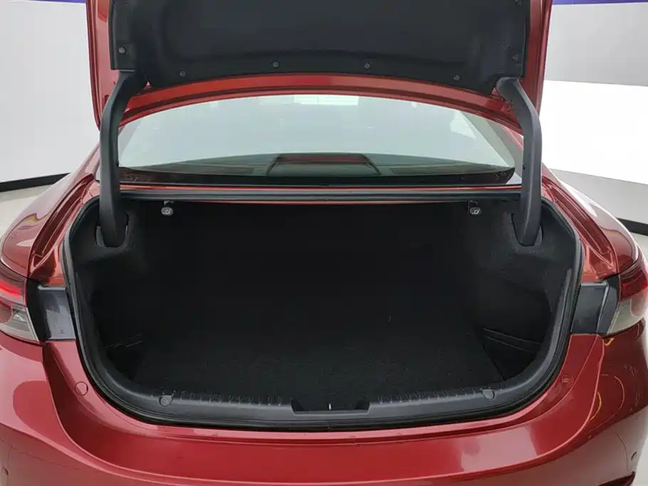 Atenza 2.5 L Blue Sky Sport CN-VI