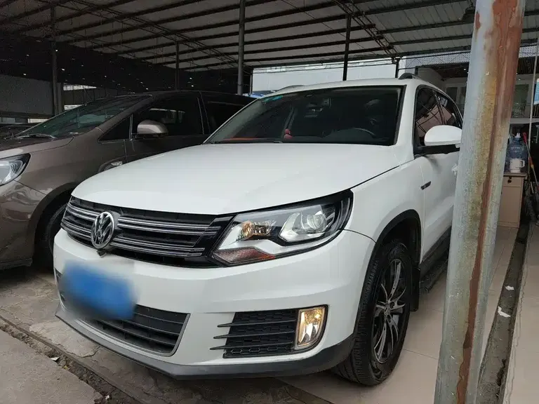 Volkswagen Tiguan 300 TSI Auto 4 WD Luxury