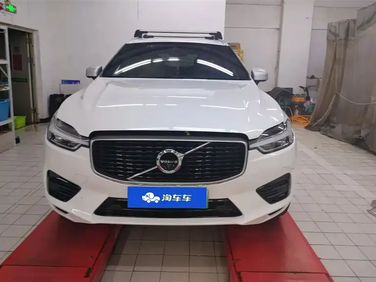 Volvo XC60 PHEV T8 E Drive Hybrid Smart Grace Sport CN-V