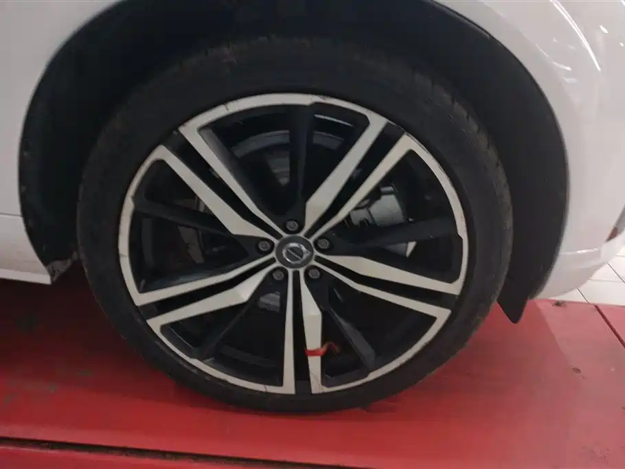 Volvo XC60 PHEV T8 E Drive Hybrid Smart Grace Sport CN-V
