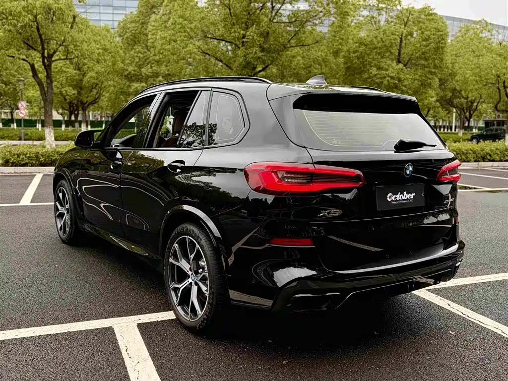 BMW X5 (Import) xDrive40 i Premium M Sport Package