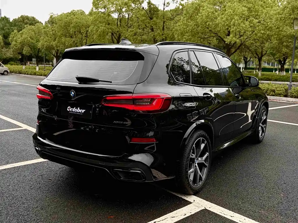 BMW X5 (Import) xDrive40 i Premium M Sport Package