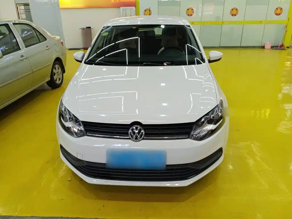 Polo 1.4 L Auto Style