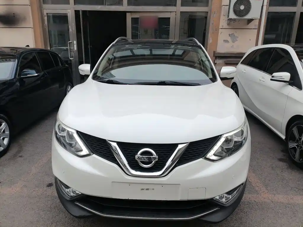 Qashqai 2.0 L CVT Luxury