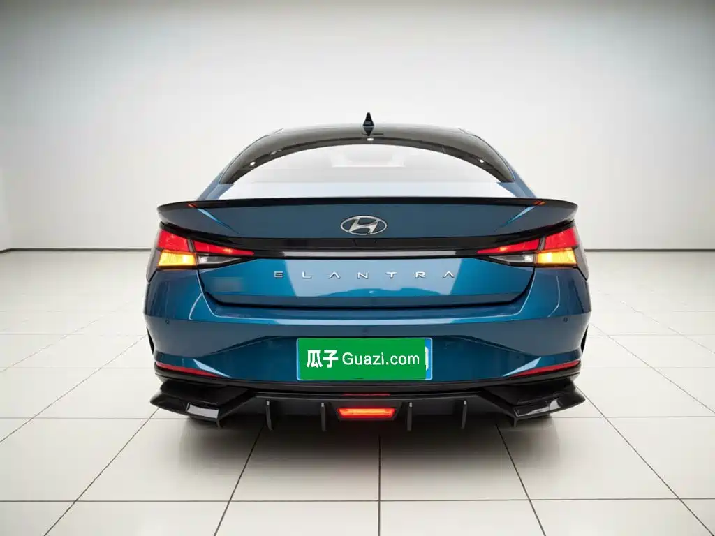 Elantra 1.5 L CVT GLX Elite