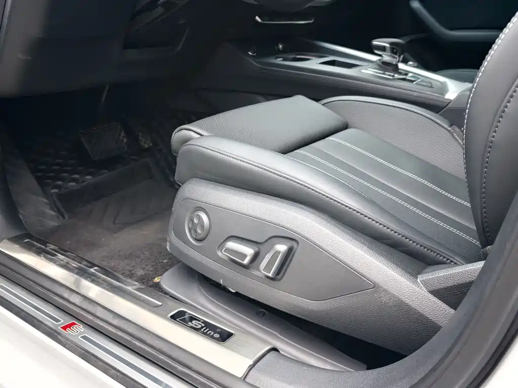 Audi A4 L 200 10 K Joy 40 TFSI Fashion Dynamic