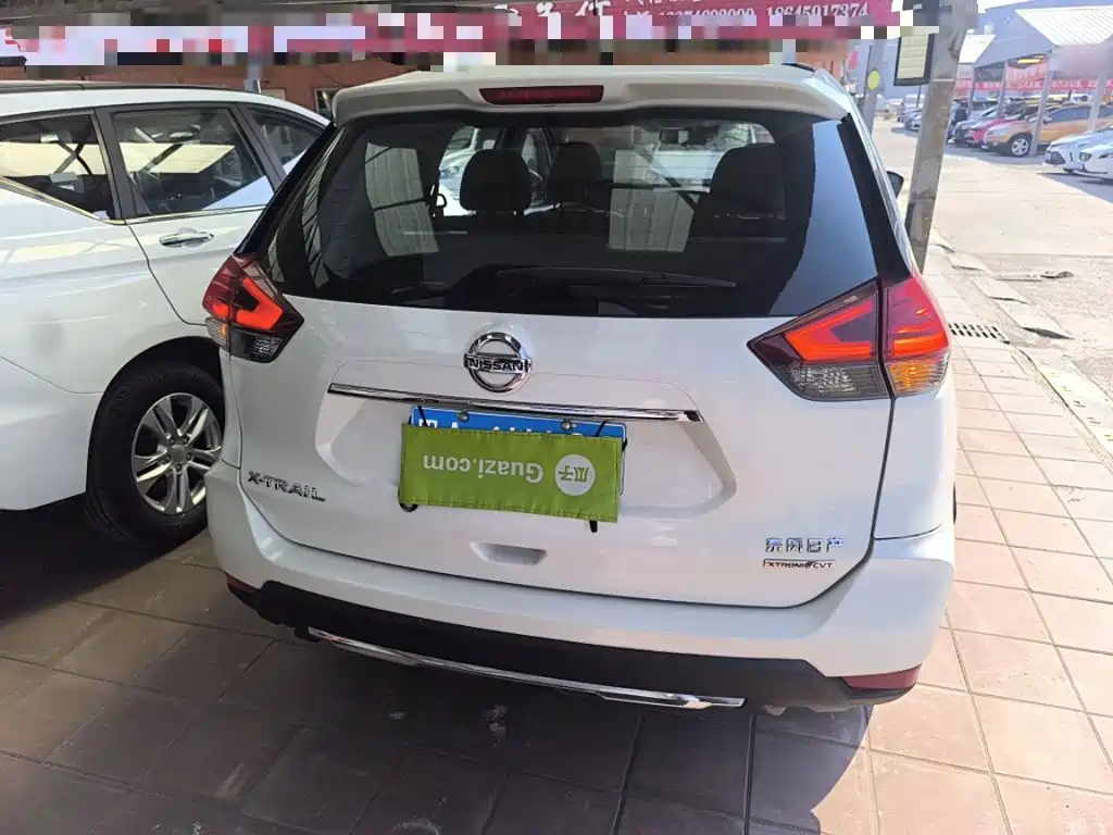 X-Trail 2.0 L CVT Connected Comfort 2 WD