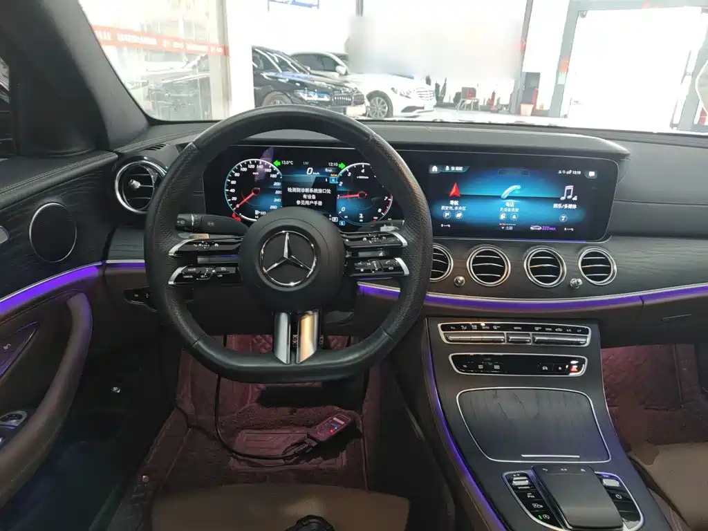 Mercedes-Benz E-Class Facelift E 260 L Sport