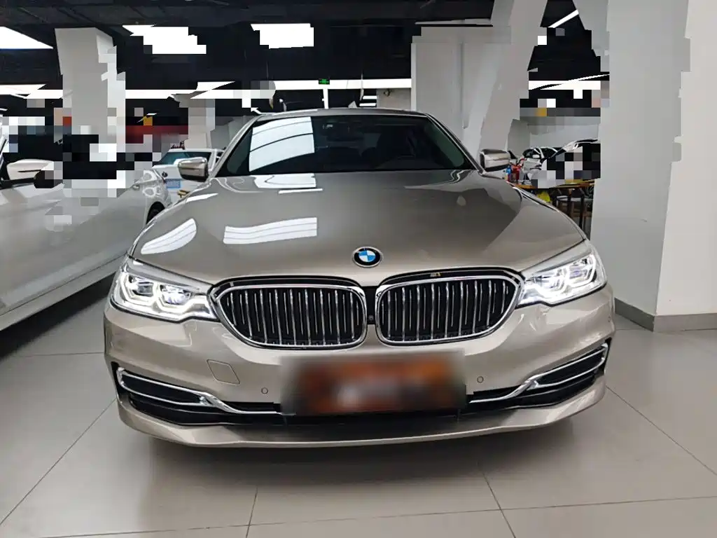 BMW 5 Series NEV Range Upgraded 530 Le Luxury Package