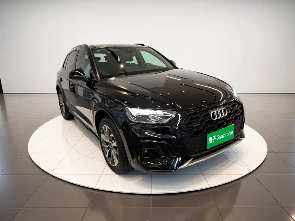 Audi Q5 L 40 T Luxury Dynamic