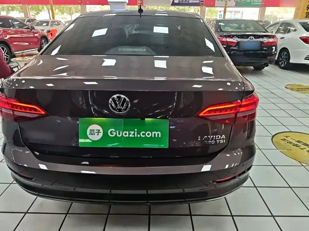 Lavida 280 TSI DSG Comfort CN-V