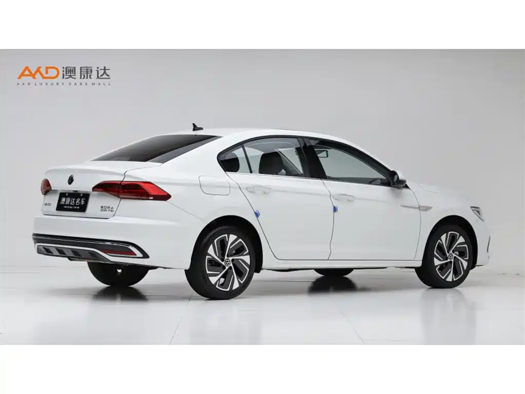 Bora 200 TSI DSG Joy Travel PRO