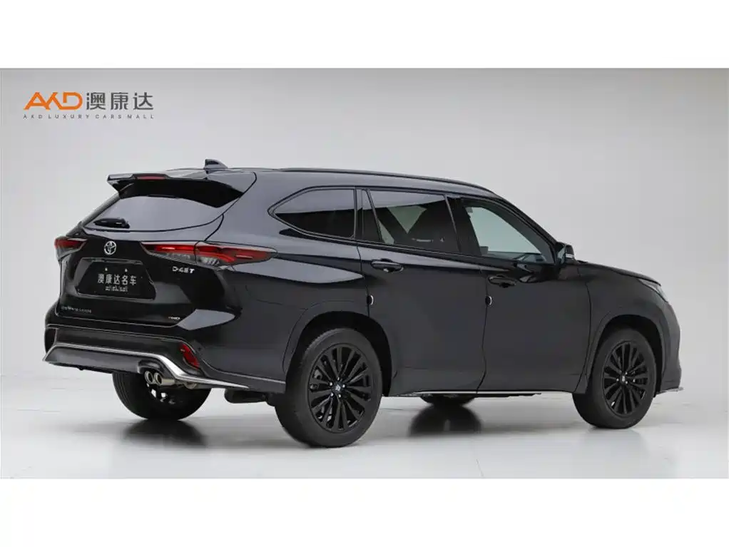 Crown Kluger 皇冠陆放 2026款 2.0 T 四驱劲耀版