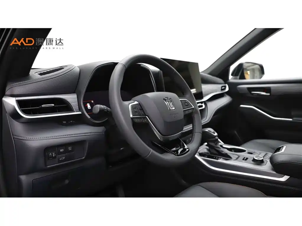 Crown Kluger 皇冠陆放 2026款 2.0 T 四驱劲耀版