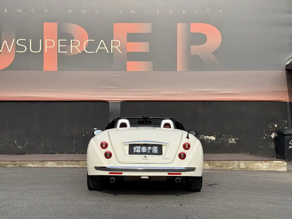 女王 女王 2010款 2.0 L Premium