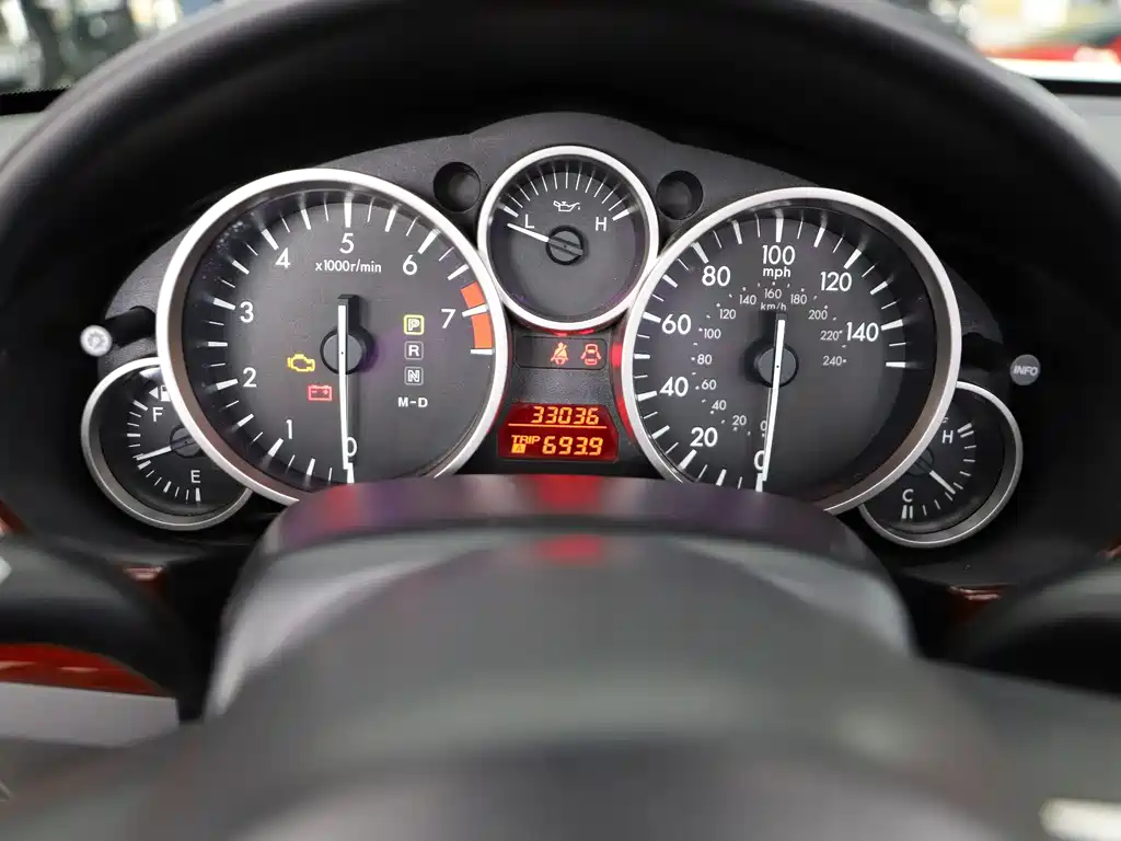 女王 女王 2010款 2.0 L Premium