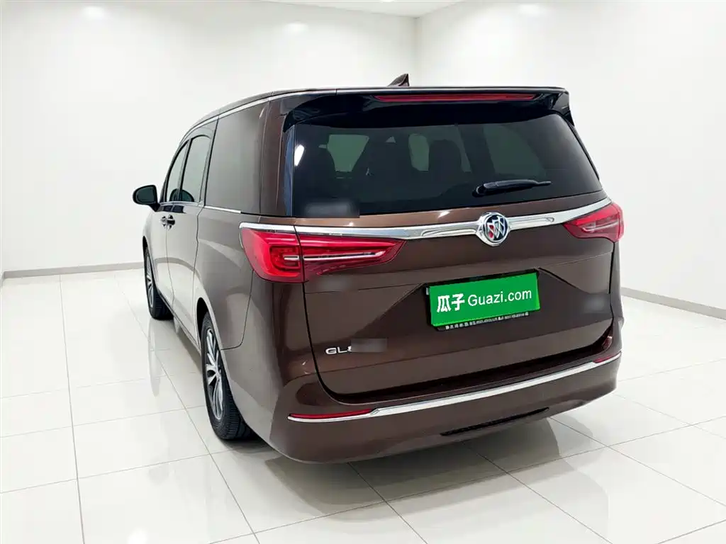Buick GL8 ES LaCrosse 653 T Premium