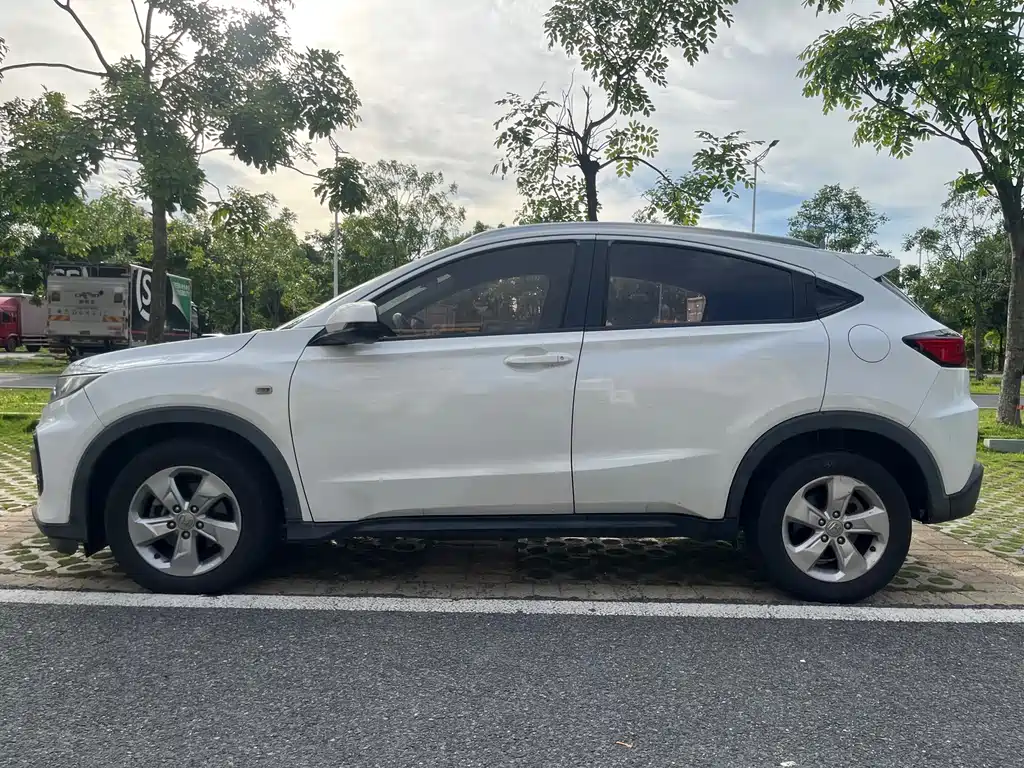 Honda XR-V 1.5 L LXi CVT Classic