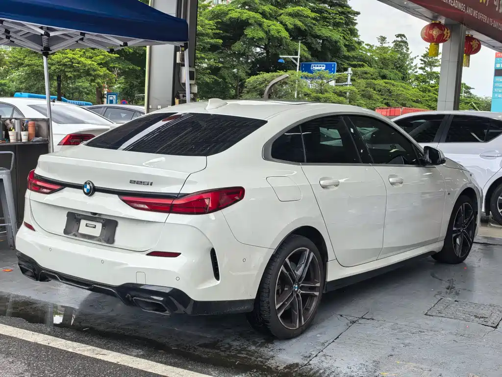 BMW 2 Series (Import) 225 i 4-door Coupe M Sport Package