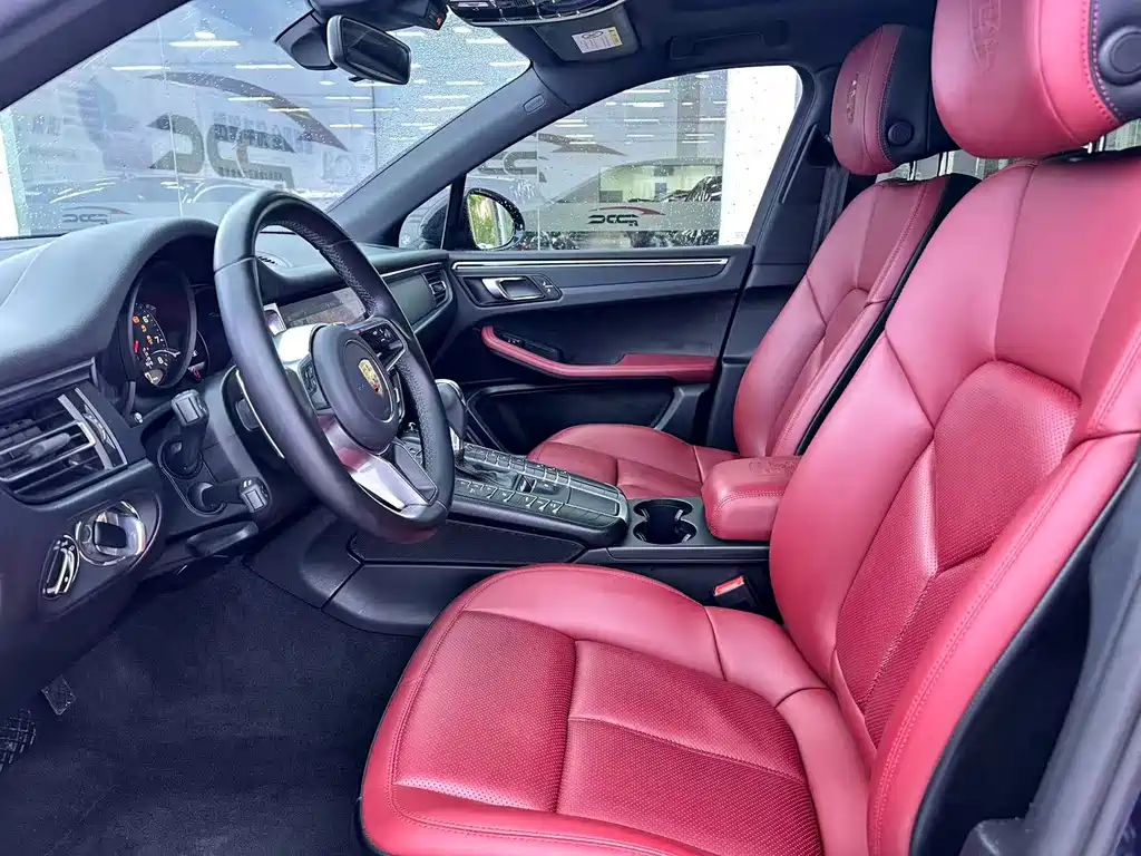 Macan Macan 2.0 T