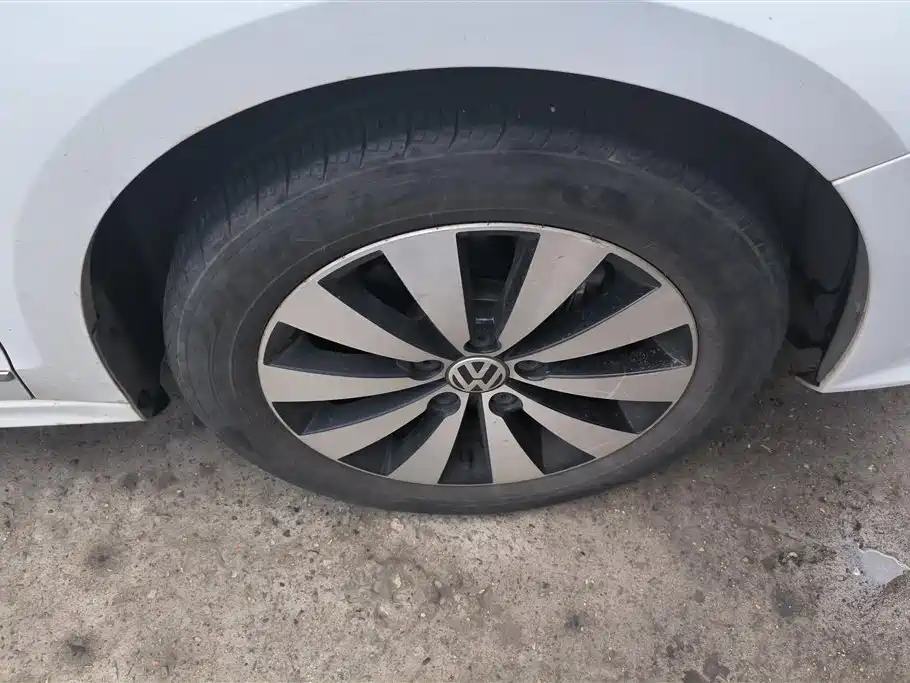 Sagitar 230 TSI Auto Comfort