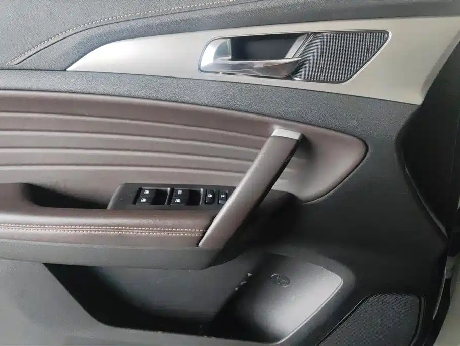 Changan CS35 PLUS 长安CS35 PLUS 2019款 1.6 L 手动智联版