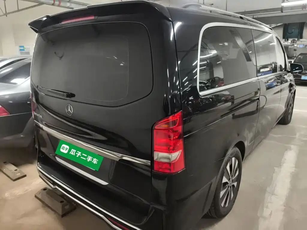 Vito 2.0 T Business 7-seat