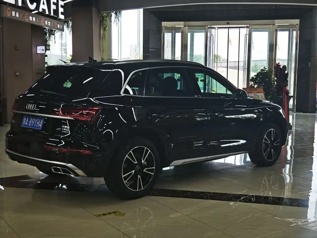 Audi Q5 L 40 TFSI Fashion Dynamic