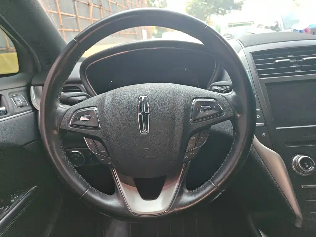 Lincoln MKC 2.0 T 2 WD Premium CN-VI