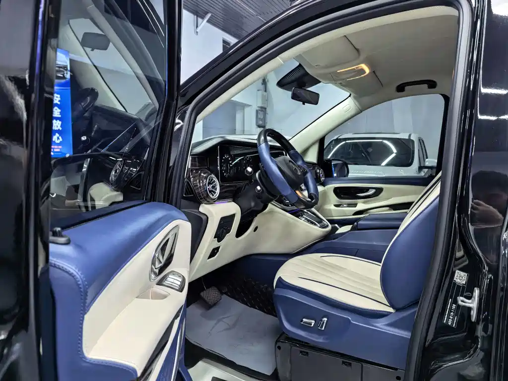 Vito 2.0 T Business 7-seat