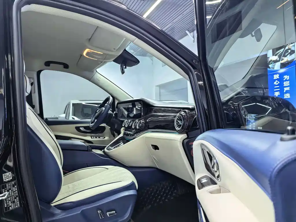 Vito 2.0 T Business 7-seat