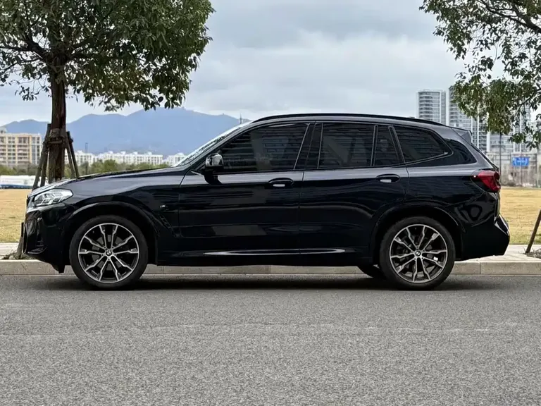 BMW X3 xDrive30 i Leading M Night Package