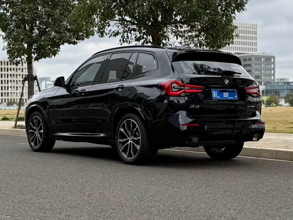 BMW X3 xDrive30 i Leading M Night Package