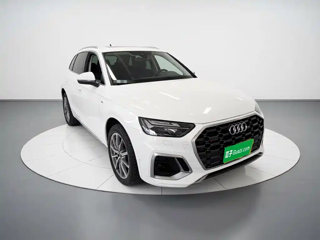 Audi Q5 L 40 T Luxury Dynamic
