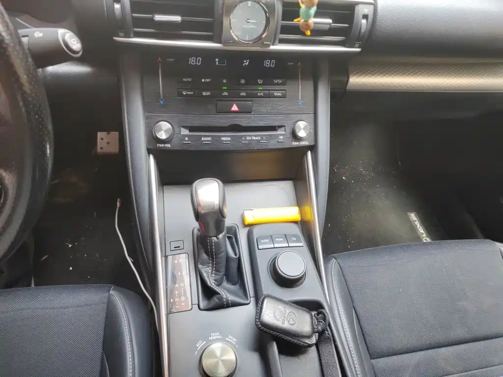 Lexus IS 300 F SPORT