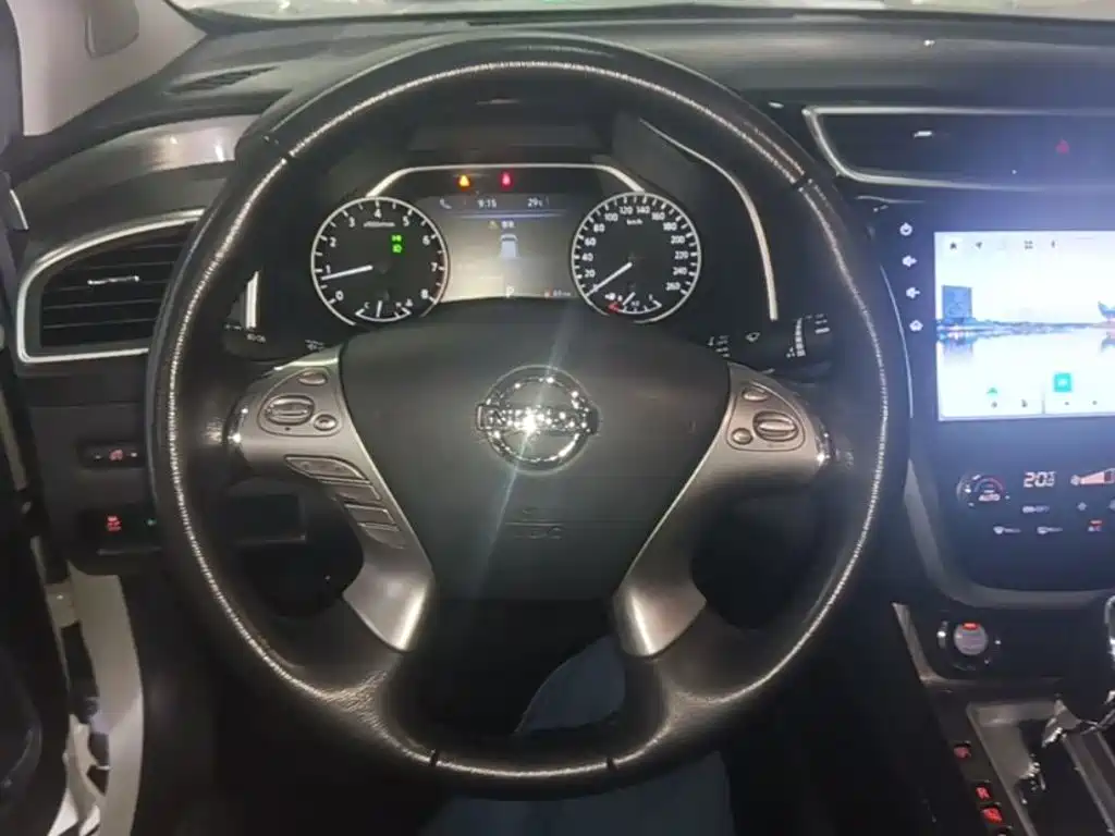 Murano 2.5 L XL 2 WD Connected Luxury