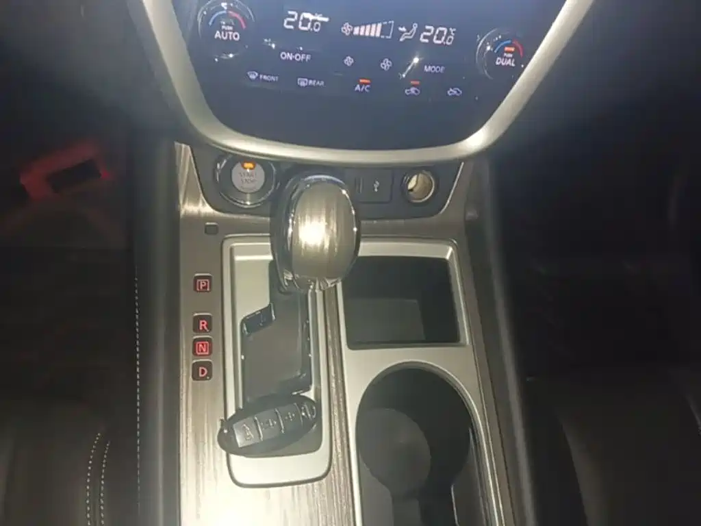 Murano 2.5 L XL 2 WD Connected Luxury