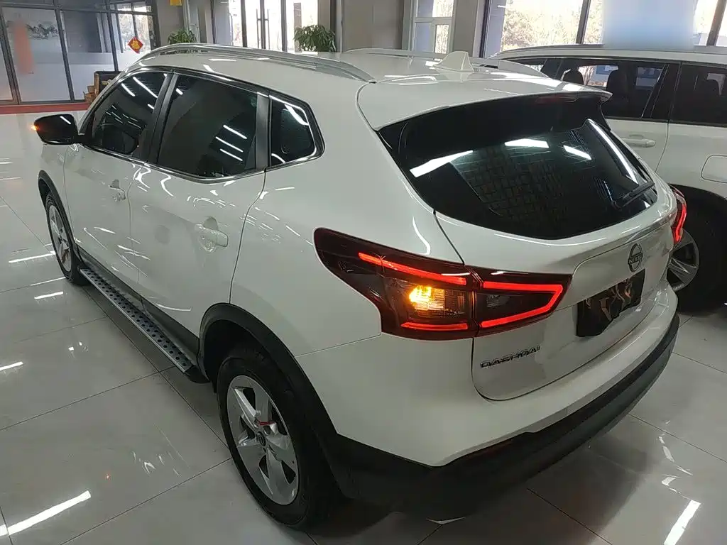 Qashqai Classic 2.0 L CVT XV Comfort
