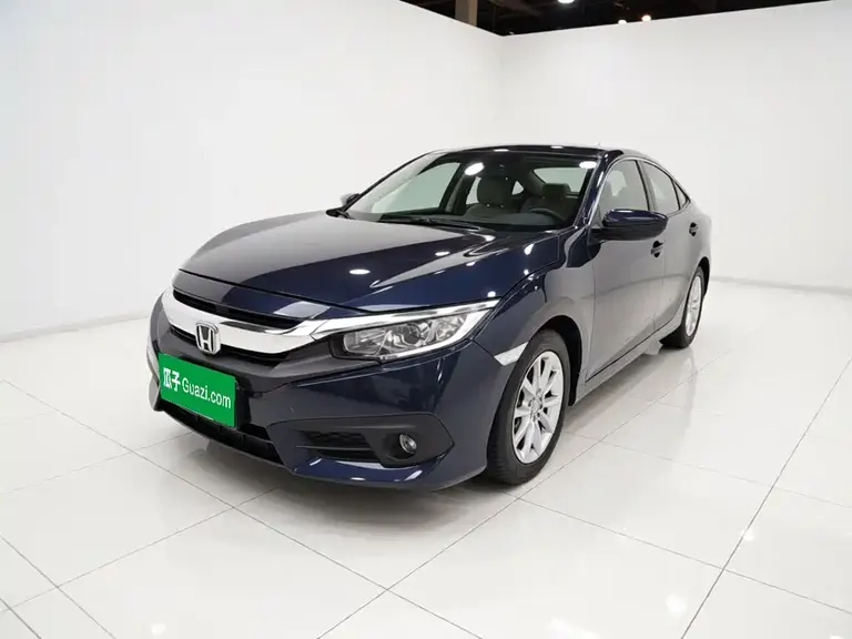 Honda Civic 180 TURBO CVT Comfort