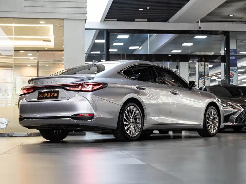 Lexus ES 300 h Executive