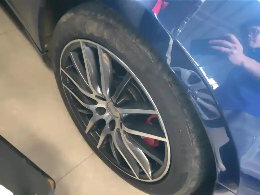 Ghibli 3.0 T Standard