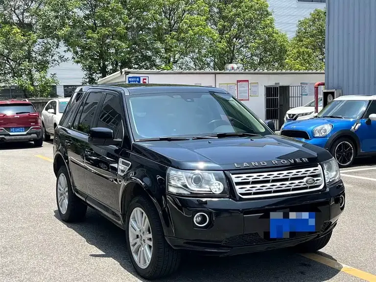 Land Rover Freelander 2 2.0 T Si4 SE Gasoline