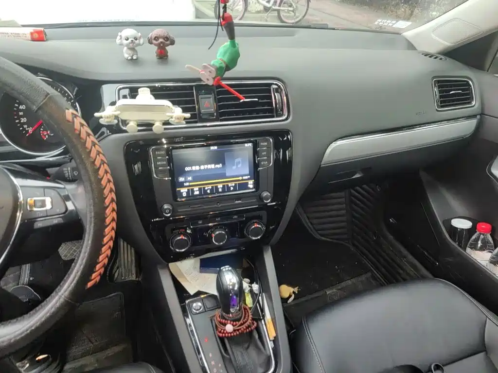 Sagitar 280 TSI DSG Radiant Motion